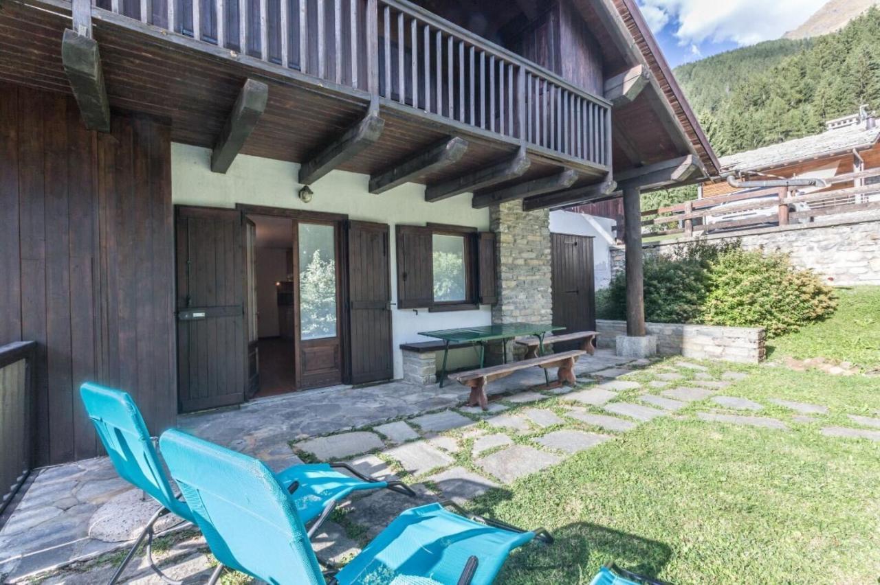Altido Charming Apartments With Mountain Views And Green Backyard In Verrand Zewnętrze zdjęcie