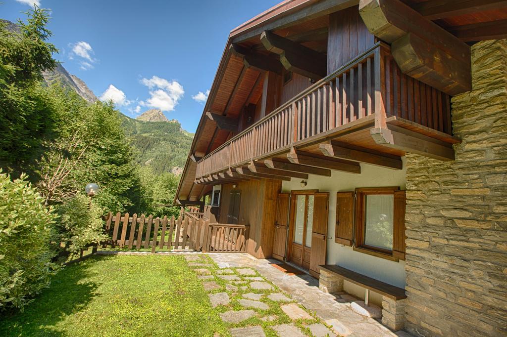 Altido Charming Apartments With Mountain Views And Green Backyard In Verrand Pokój zdjęcie